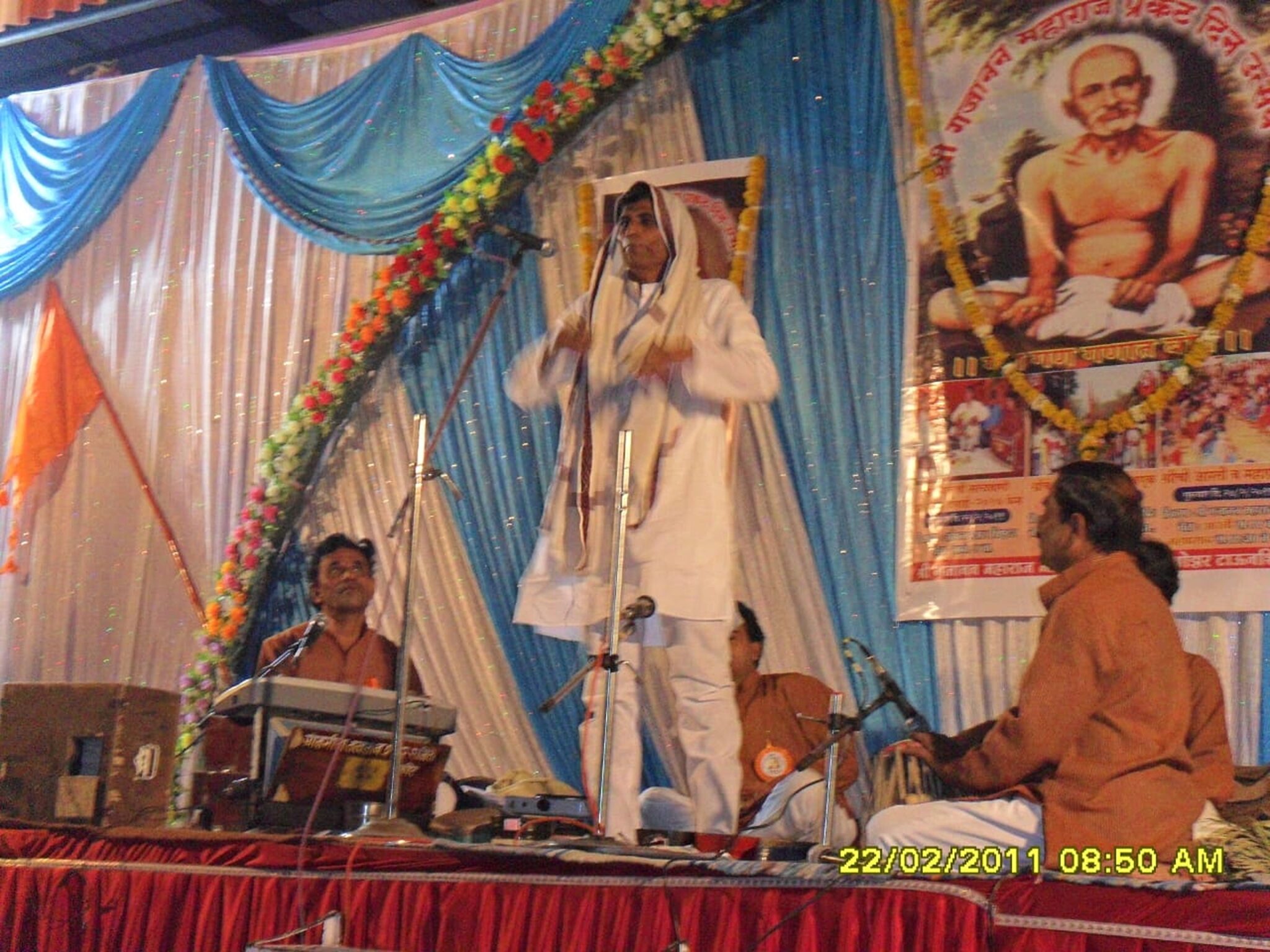 Pragat Din 2011 at 8.35.36 PM (1)