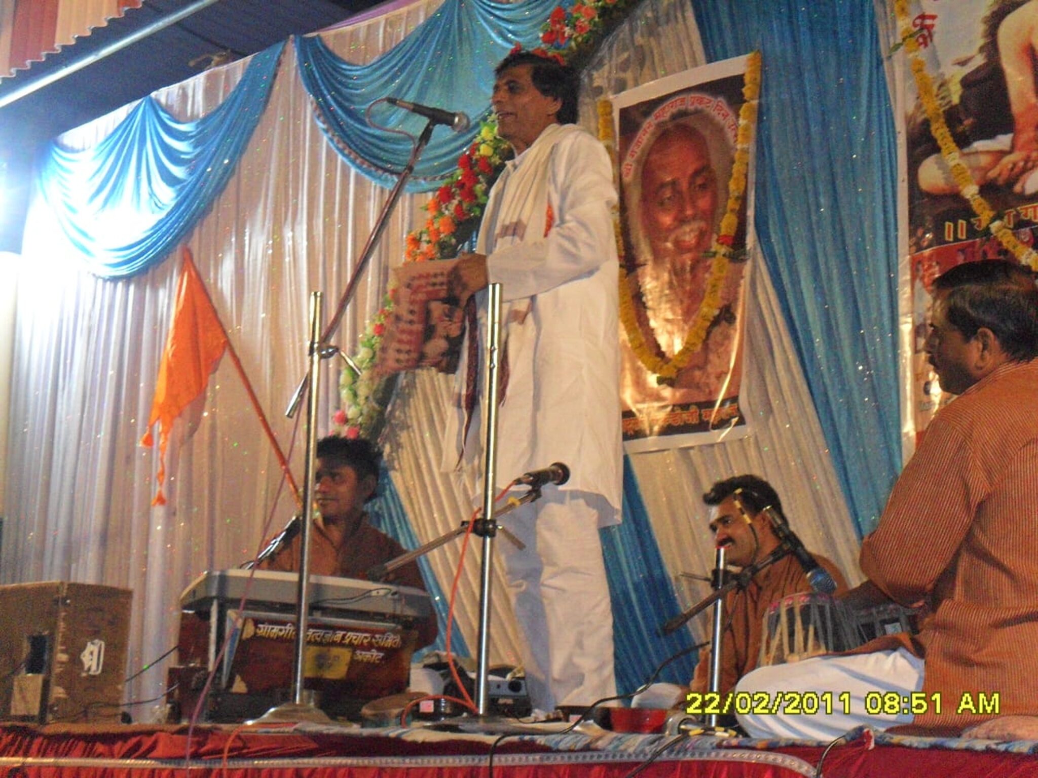 Pragat Din 2011 at 8.35.49 PM