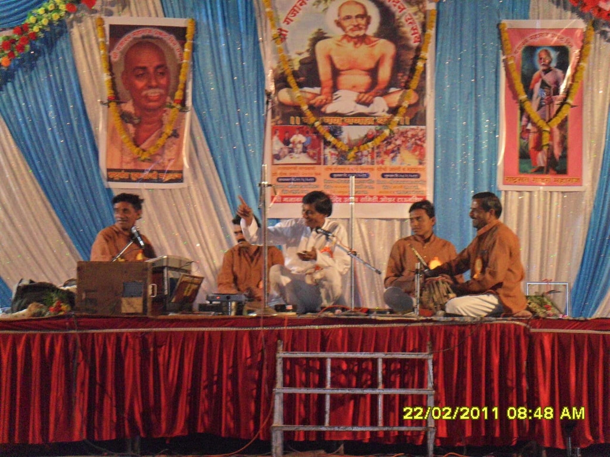 Pragat Din 2011 at 8.35.58 PM (1)