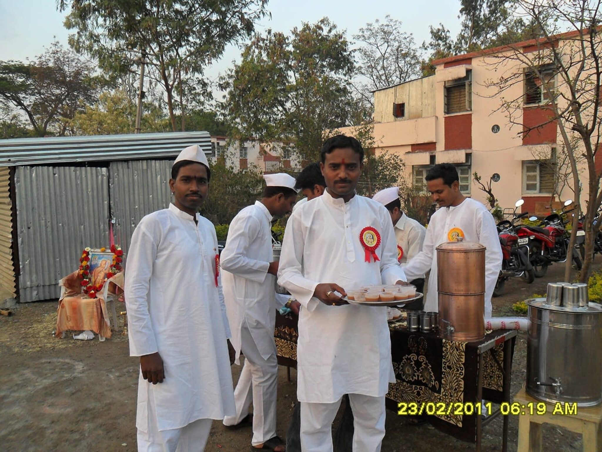 Pragat Din 2011 at 8.35.59 PM (1)