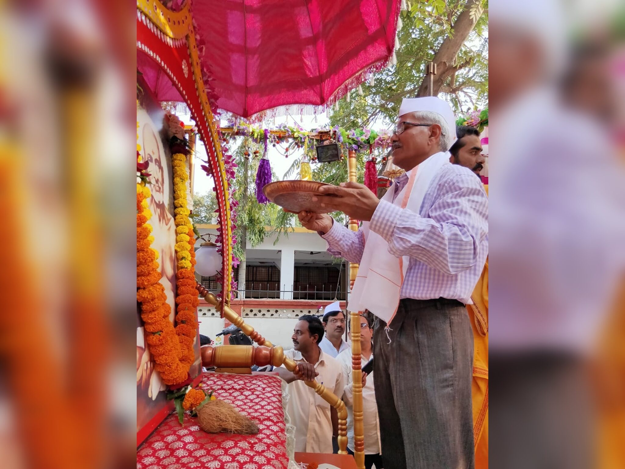 Pragat Din 2018 at 8.40.52 PM